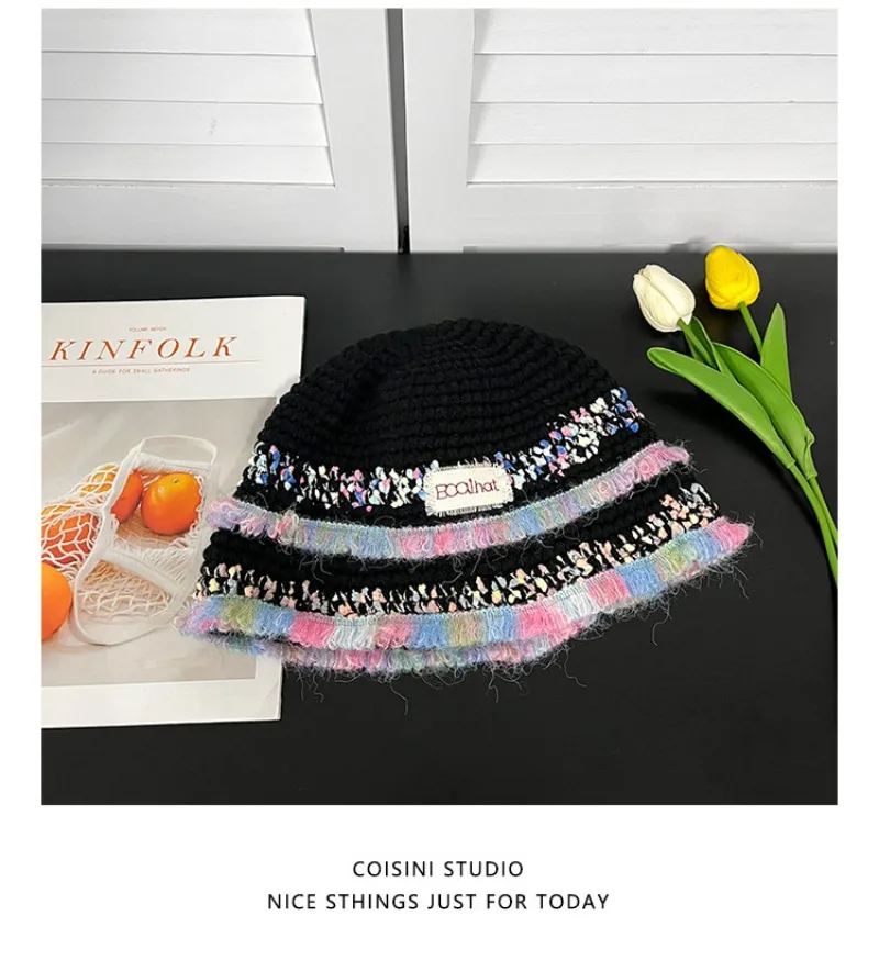 Koreanischer Stil Süßer Bunter Gestrickter Bucket Hat mit Rohkante für Herbst und Winter Warme Reise-Kuppelmütze für Frauen – Detail 9