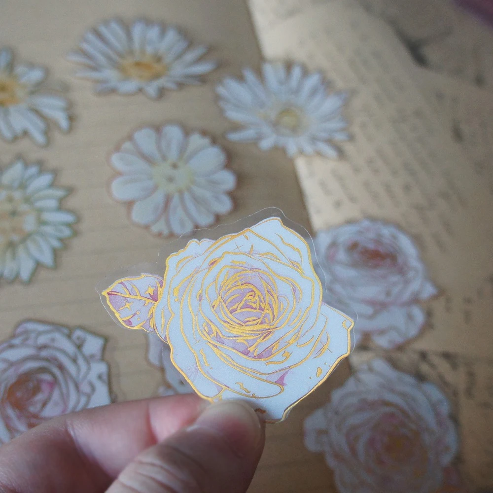 

18pcs Gold White Flower Thread Draft Morning Glory Rose Style PVC Sticker Scrapbooking DIY Gift Packing Label Decoration Tag