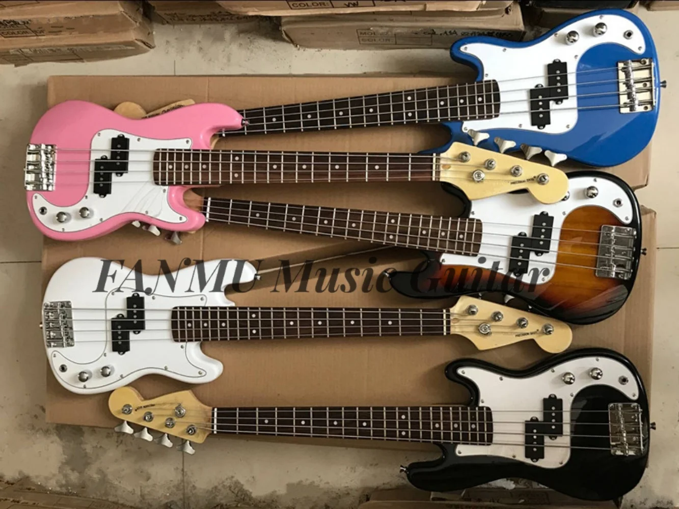 Kid's bass guitar, 4 string small-sized bass, fixed bridge, paulownia body, maple neck, white pickup guard,Children's bass