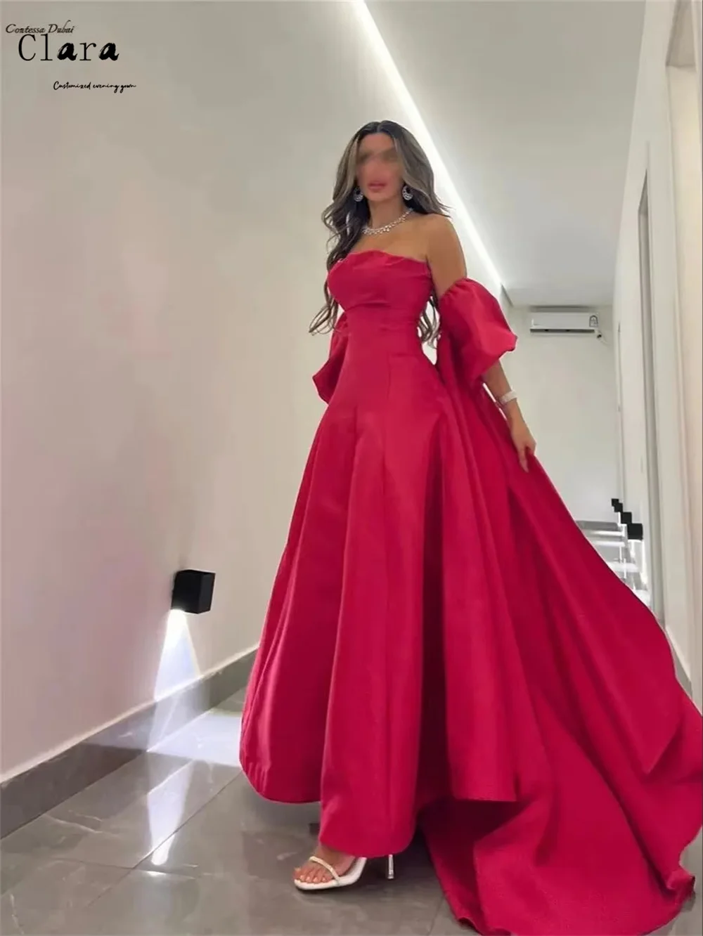 Clara Abiti da sera con spalle scoperte senza maniche a trapezio rosso personalizzato per abiti da donna eleganti da sposa per feste da donna Abito lungo da ballo