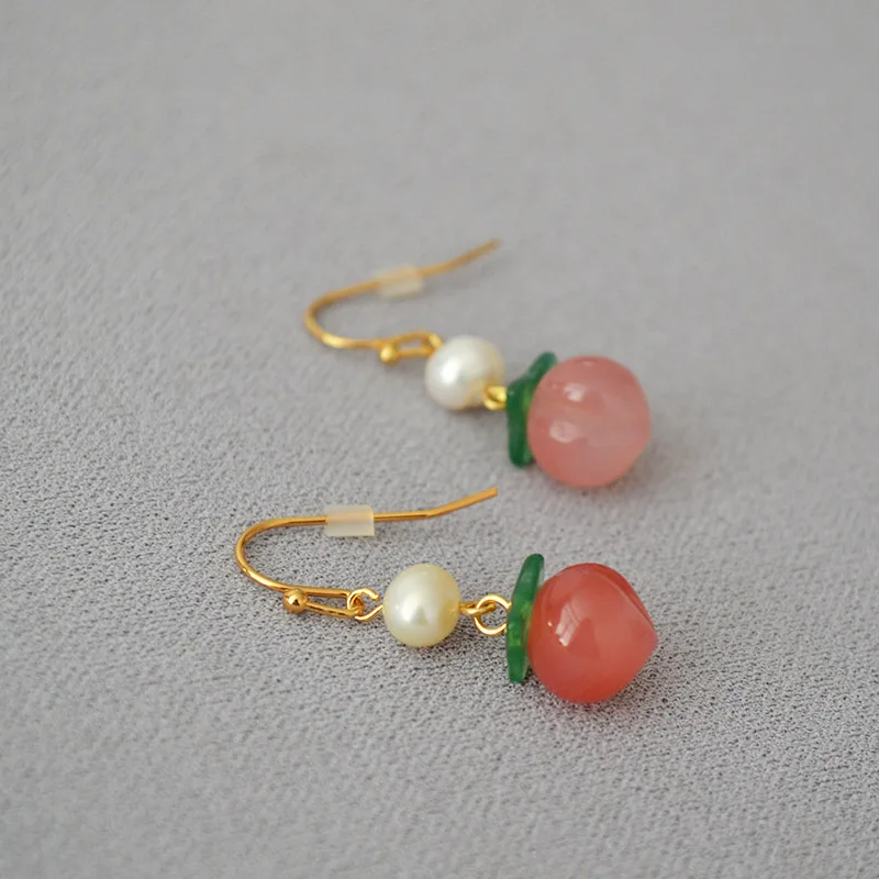 

Autumn Winter Ripe Peach Southern Red Agate Realistic Cute Sweet Peach Simple Temperament Pastoral Style Earrings for Women