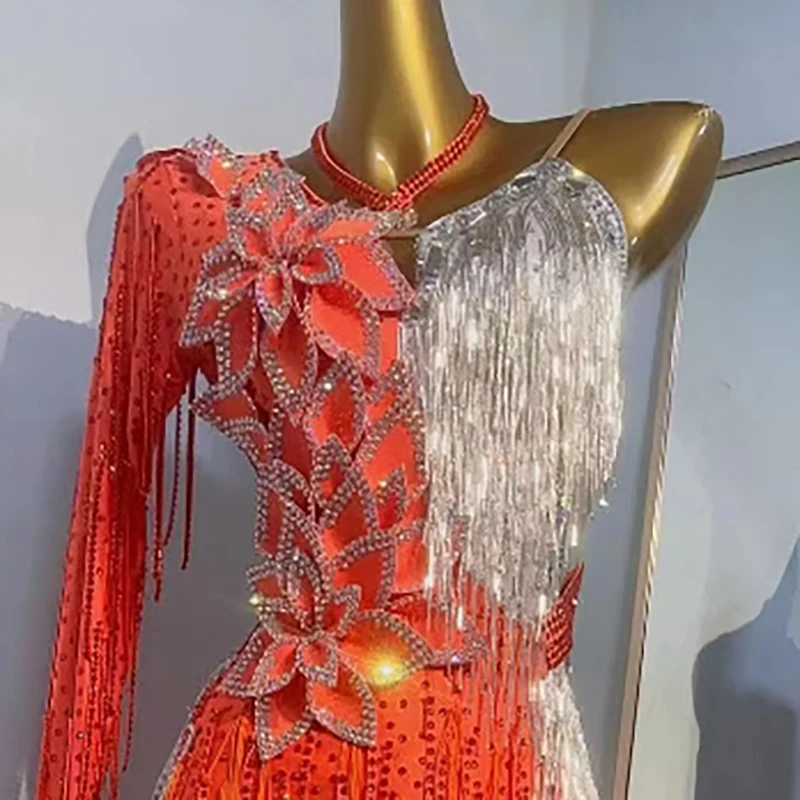 Latin Dance Professional Dress High-end Custom Silver Diamond Flower Silver Chain Samba Women's Stage Professional Clothing