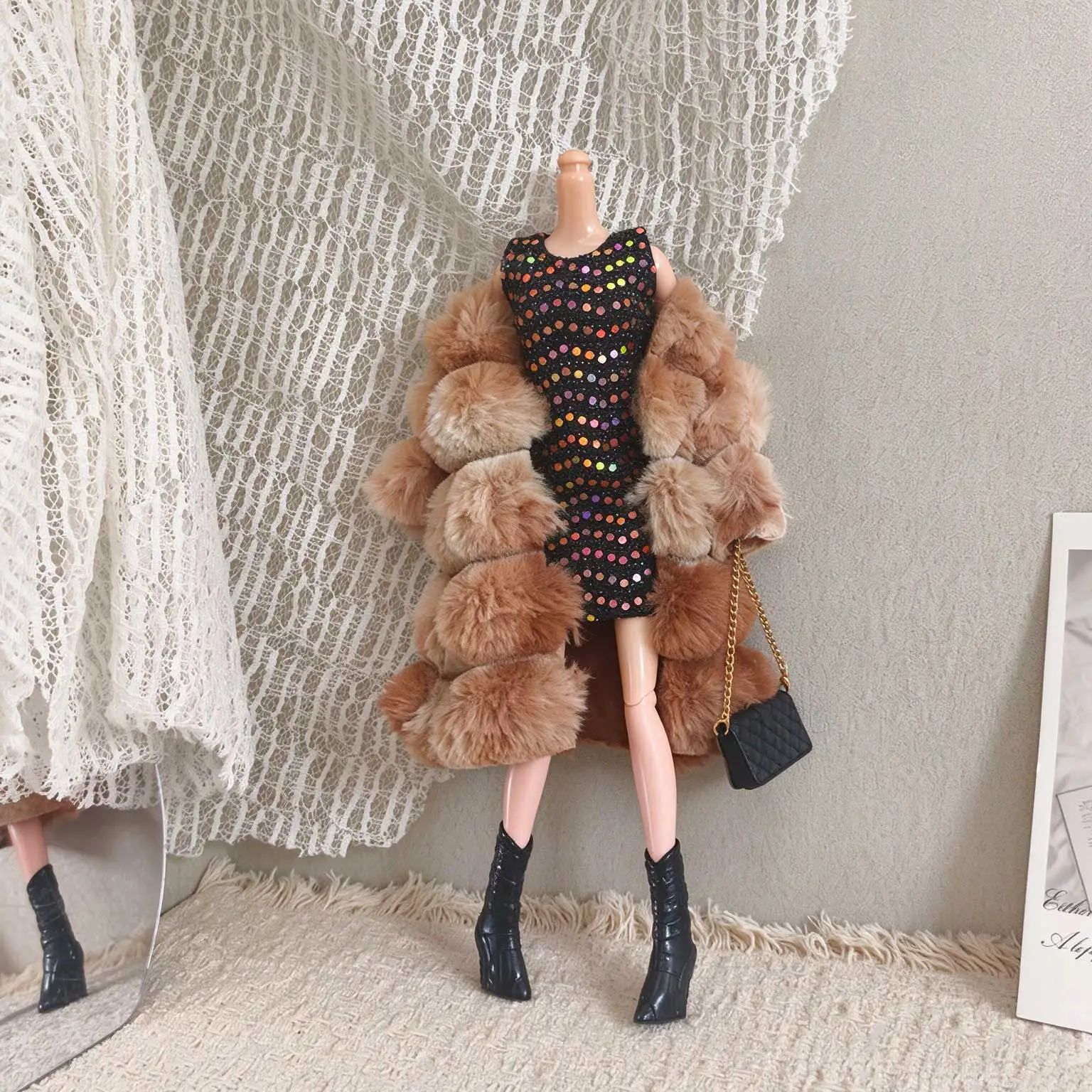 30cm / 1/6 Scale Doll Winter Faux-Fur Fashion Set – Sequin Dress & Princess Dress-Up Accessories