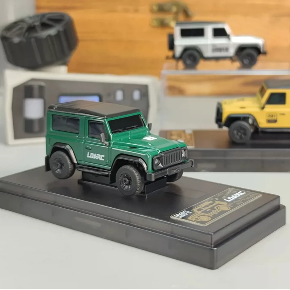 1/64 R01 RC Crawler 2.4GHz Mini Electric Off-Road Scale Model Car Portable Hobby RC Toy for Model Enthusiasts