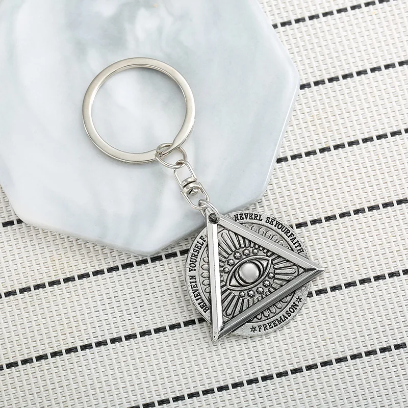 keychain pyramid Of Horus Pendant Keychain Women Men Egyptian Evil Eye Of Horus Triangle Vintage Jewelry Key Chains