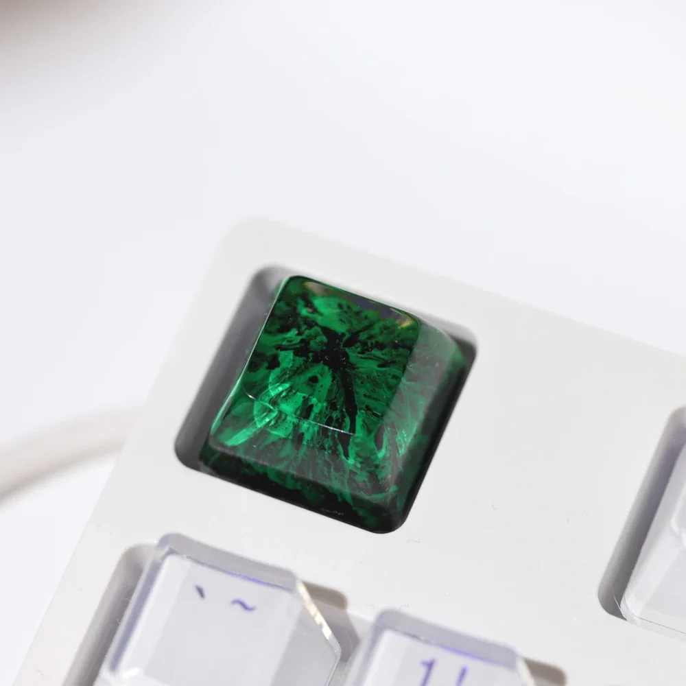 1Pc Handmade snow mountain resin key caps Cute Resin Stereo Keycap for Mechanical Keyboards Custom Cherry Mx Esc Keycap