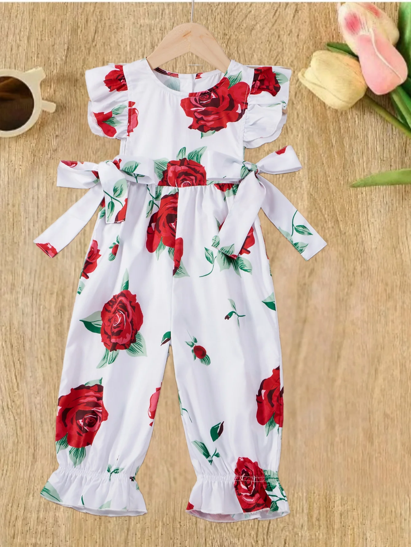 Comfortable girls onesie, red rose print, bow decoration