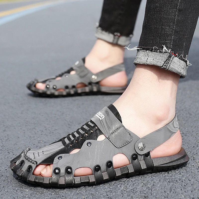 2023 Summer Shoes Men Beach Sandals Thick Sole Soft Comfortable Black Shoes Fashion Mens Sandals Non-slip Male Footwear