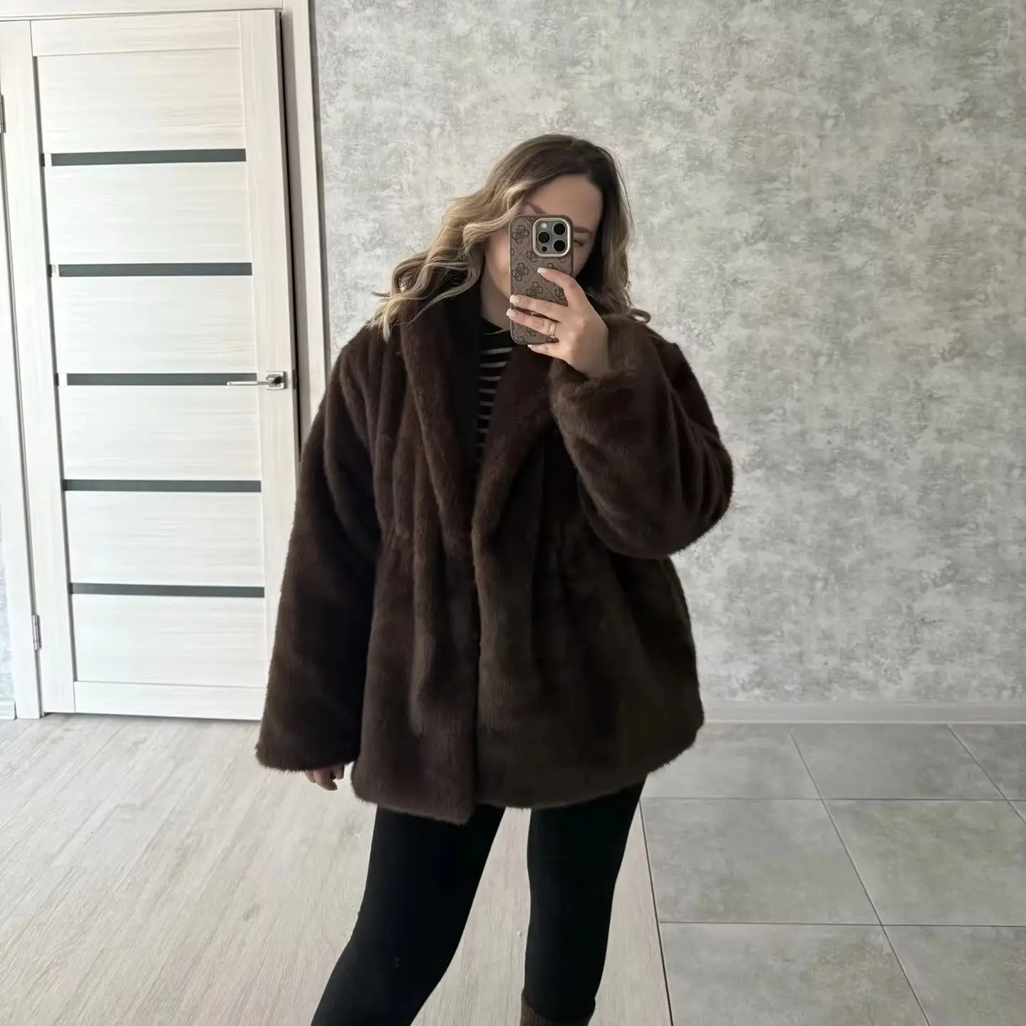 Winter Eco-Friendly Faux Mink Fur Thickened Short Coat Women's Fur Top Artificial Pelt Jacket Warm Cosy Trendy Outerwear