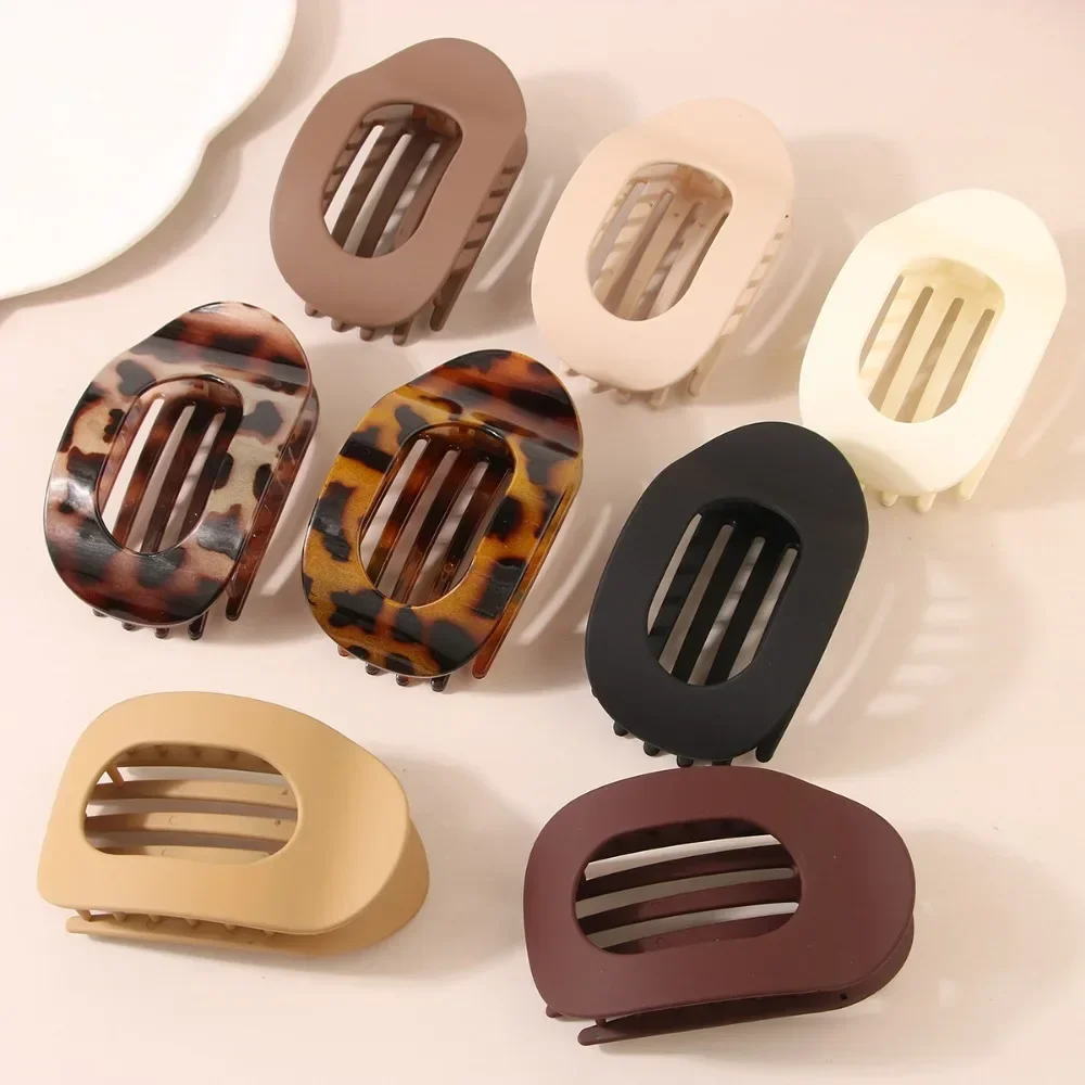 Fashion Oval Hair Claw Clip for Women New Design Leopard Matte Curved Flat Styling Barrettes Acrylic Lying Down Hair Accessories