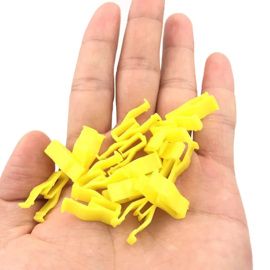 30x Auto Instrument U-type Car Audio CD DVD Navigation Panel Buckle Center Console Dashboard Clips Yellow Plastic Clips