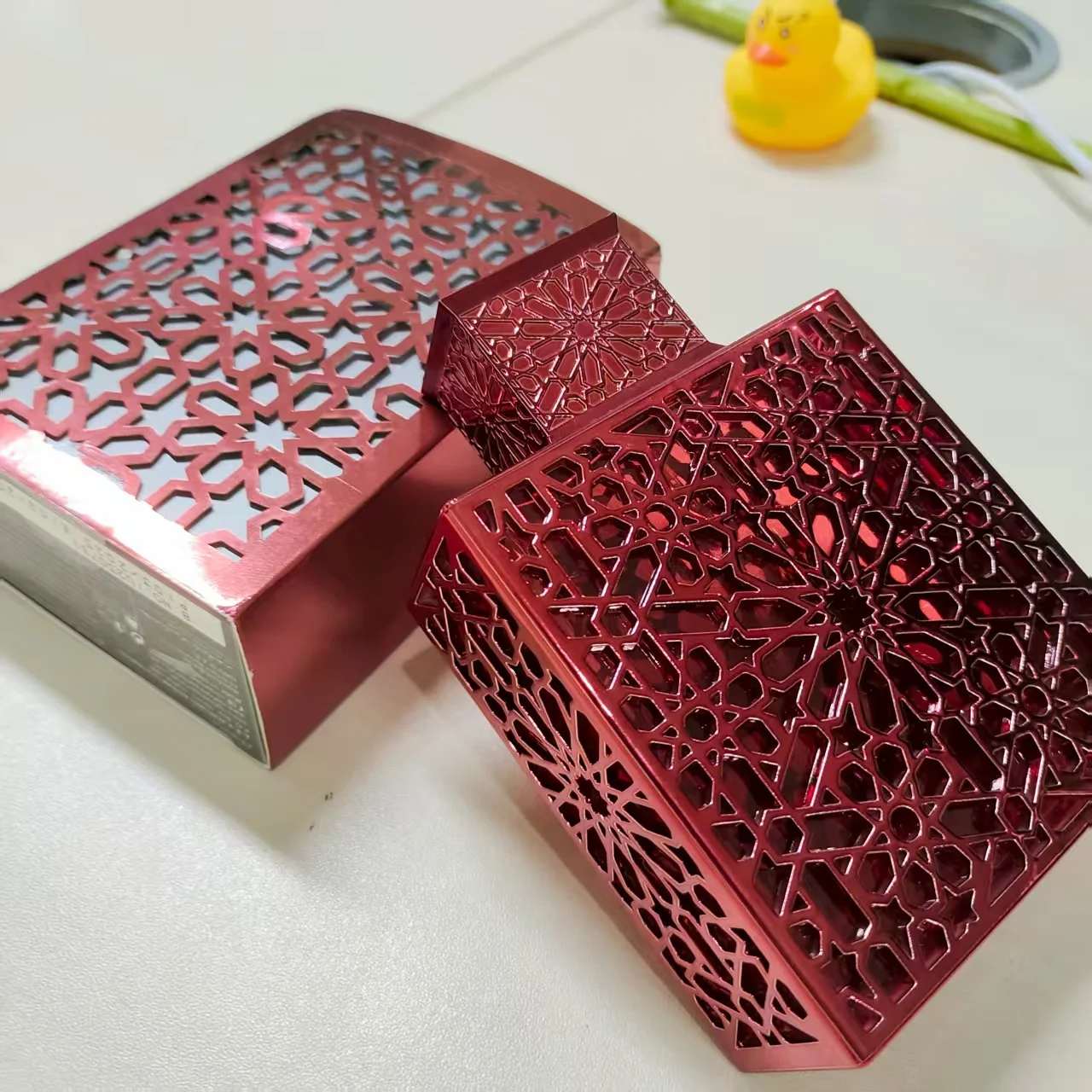 Semprotan parfum Lehaan Klimson, parfum pria dan wanita, 3.4oz/100ml, tampilan kotak merah, hadiah liburan