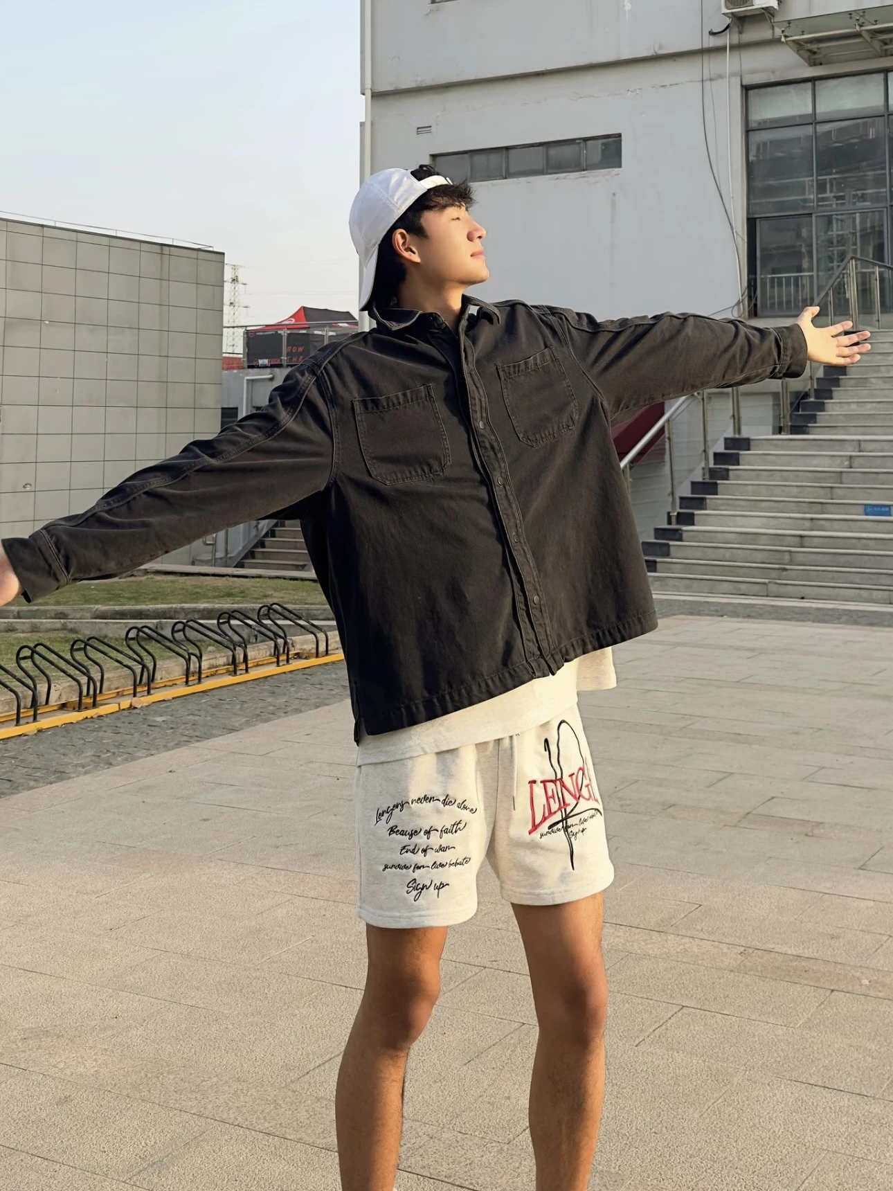 

American Streetwear Letter Embroidery orts Men's Summer Trendy Casual Loose Baskeall Sports Below-Knee orts