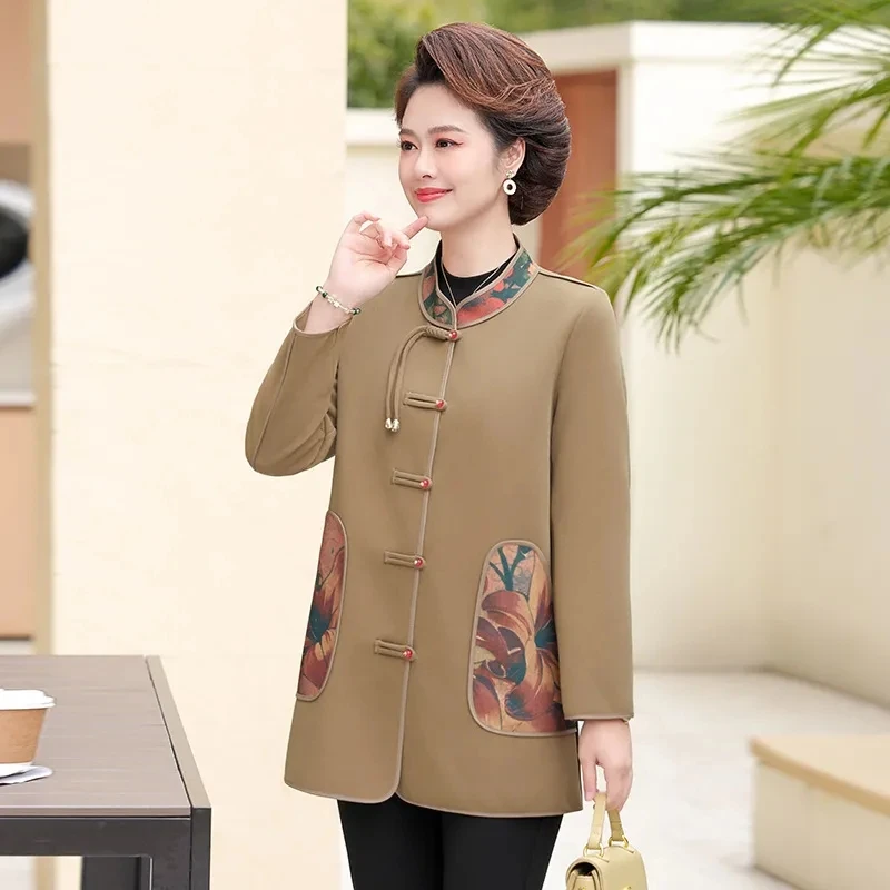 Mother Windbreaker Coat 2026 New Middle-aged Elderly Female Spring Autumn Jacket Round Neck New Chinese Splicing Slim Outwear