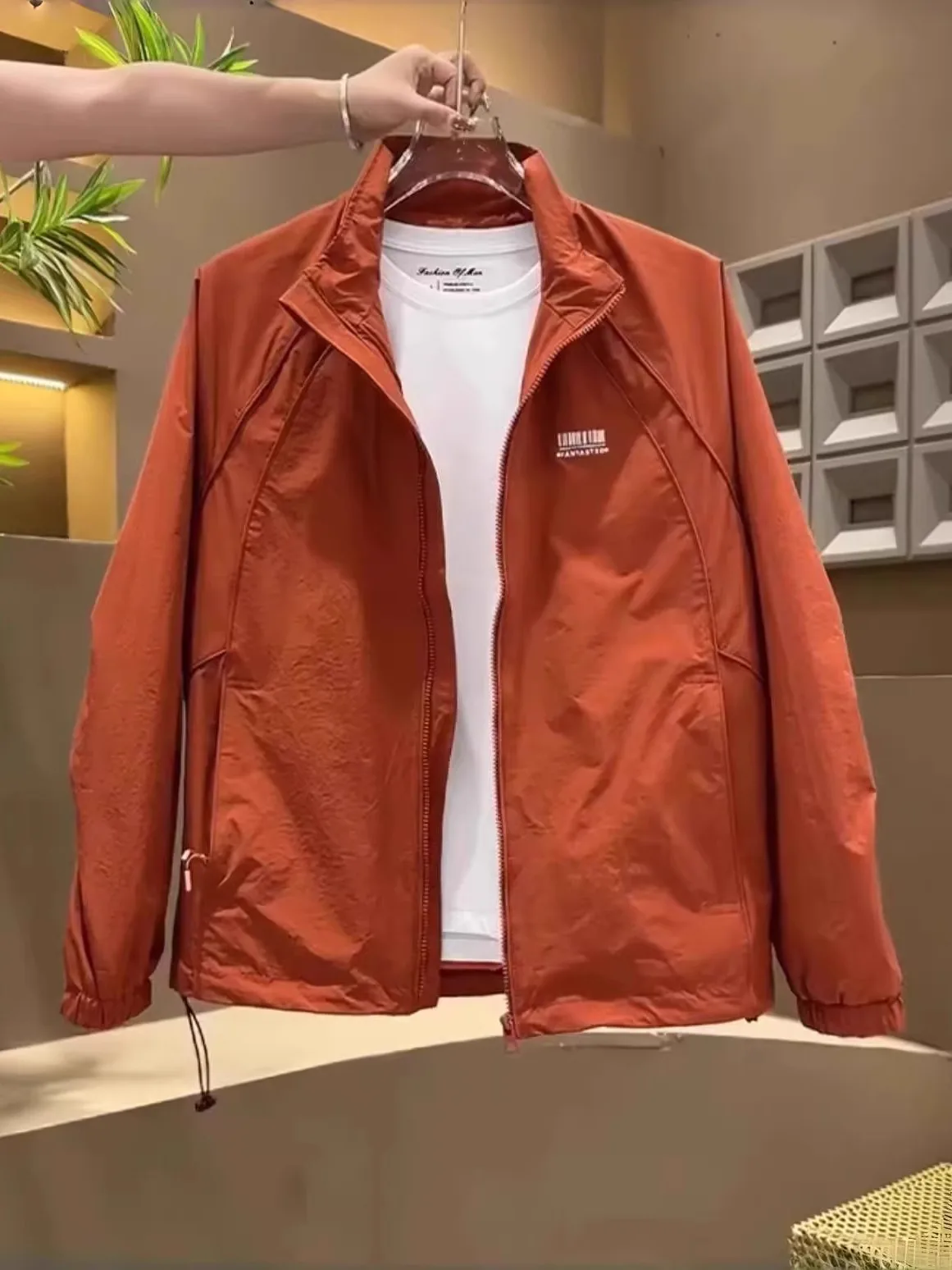 

Faionable Outdoor Men's Jaet Stand Collar Workwear Sle Spring Autumn Polyester Fabric Windproof Long Sve Zipper Closure