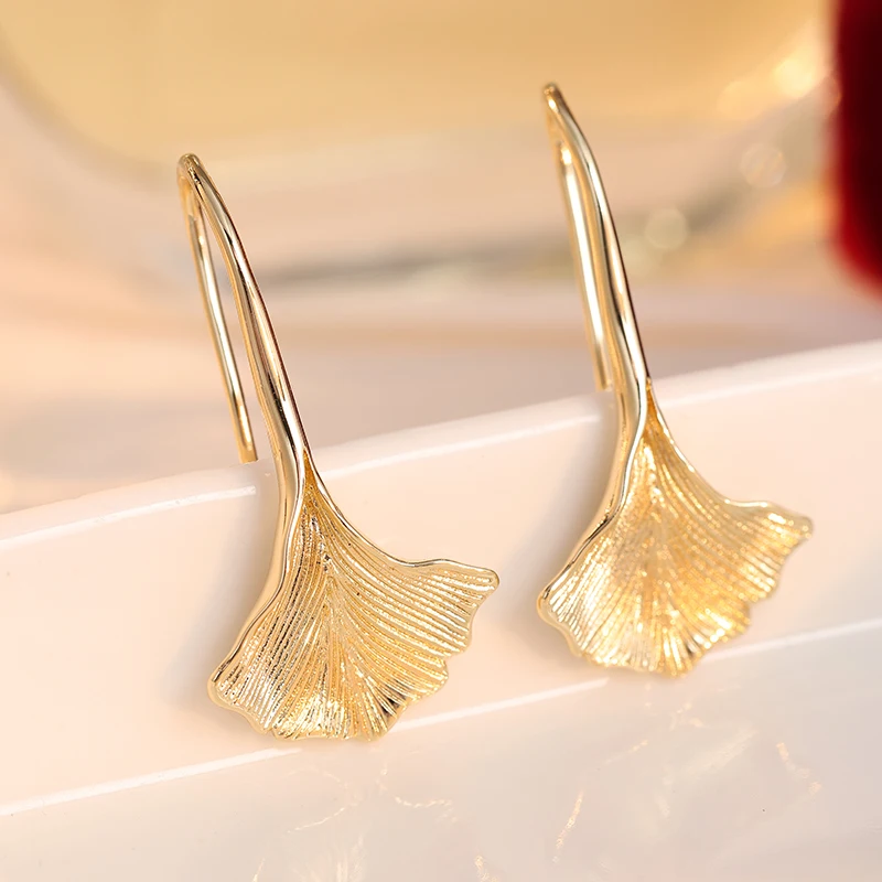 Vintage Elegant Handmade Golden Color Ginkgo Hook Earrings for Women Fashion Charm Design Festival Anniversary Fine Jewelry Gift