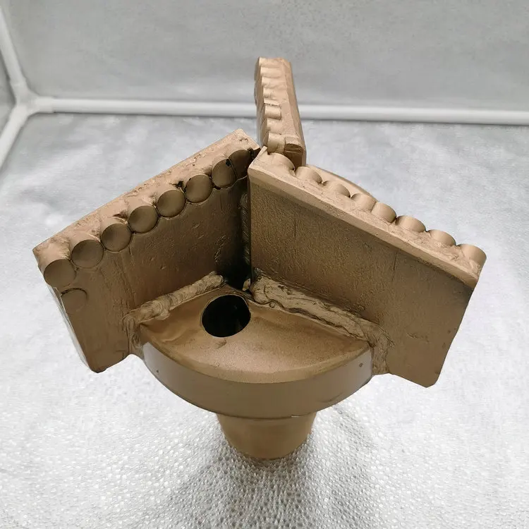 Economic Price Water Well Drilling Drill Step Pdc Drag Bit with Cutters