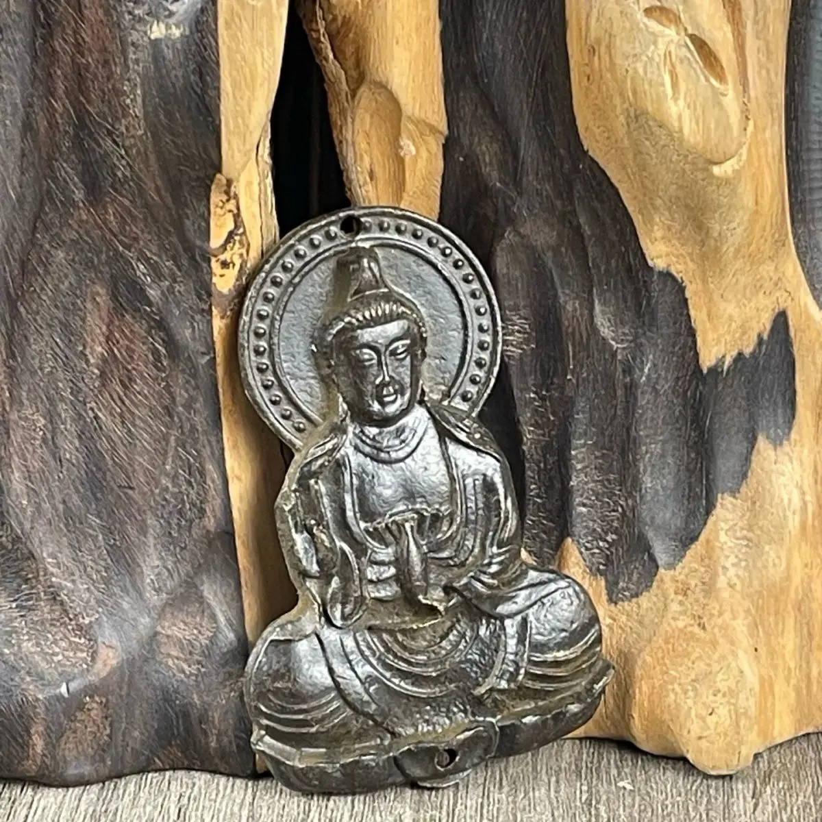 Guanyin Bodhisattva Buddha Brand Length 6.1cm Width 4cm Thickness 0.6cm Weight 50g