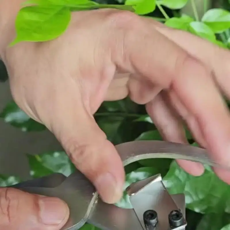 652F Multifunction Pruning Shears Scissors With High Carbon Steel Blade Suitable For Fruit Trees Gardening Plant Maintenance