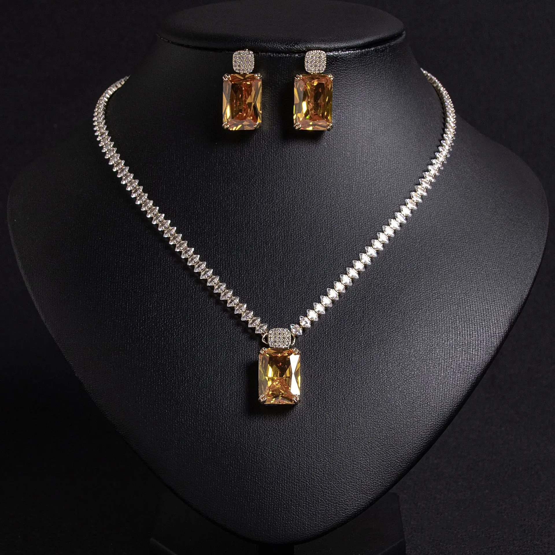 HIBRIDE Elegant Personality Square Ladies Zircon Jewelry Necklace Earrings Set Dress Party Graduation Party Accessories S-600