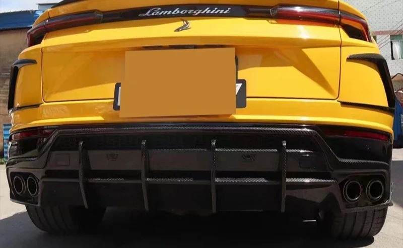 Suitable for Lamborghini URUS Carbon Fiber Rear Lip Surrounded Dry Carbon Spoiler Modified Auto Parts Trim