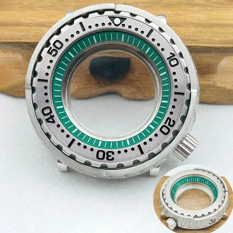 Custodia per orologio al tonno da 47 mm Custodia NH35 adatta per NH34 NH35 NH36 7S26 Movimento Cover posteriore trasparente Custodie per orologi con anello interno verde