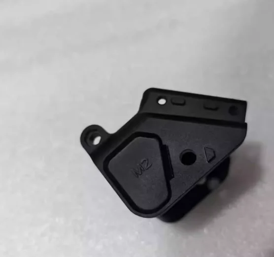 

Accessories [T10] Left arm connector M2/M3001089
