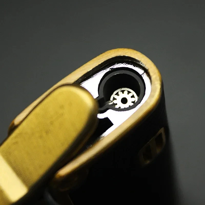 2026 New Metal Leather Durable and Personalized Windproof Direct-injection Lighter Is The First Choice for Men’s Gifts