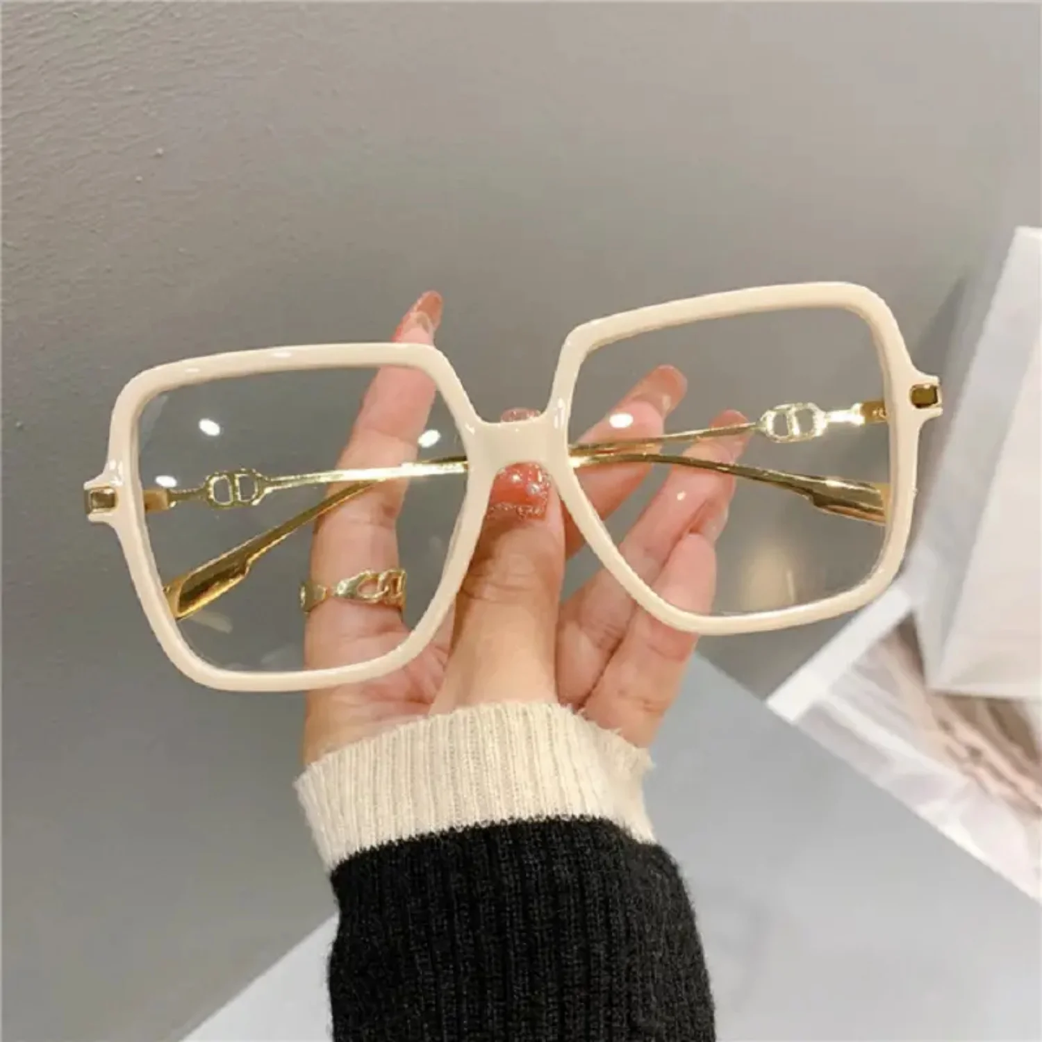 Fashion Oversized Square Eyewear Retro Women's Anti-blue Light Blocking Metal Frame Glasses Trend Optical Computer Eyeglasses