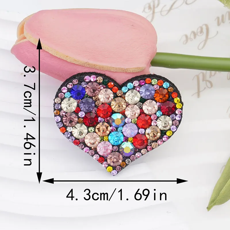 10 Stück herzförmige Diamant-Aufnäher zum Aufbügeln auf Kleidung, für DIY-Haarspangen und als Dekorationspatch. – Detail 9