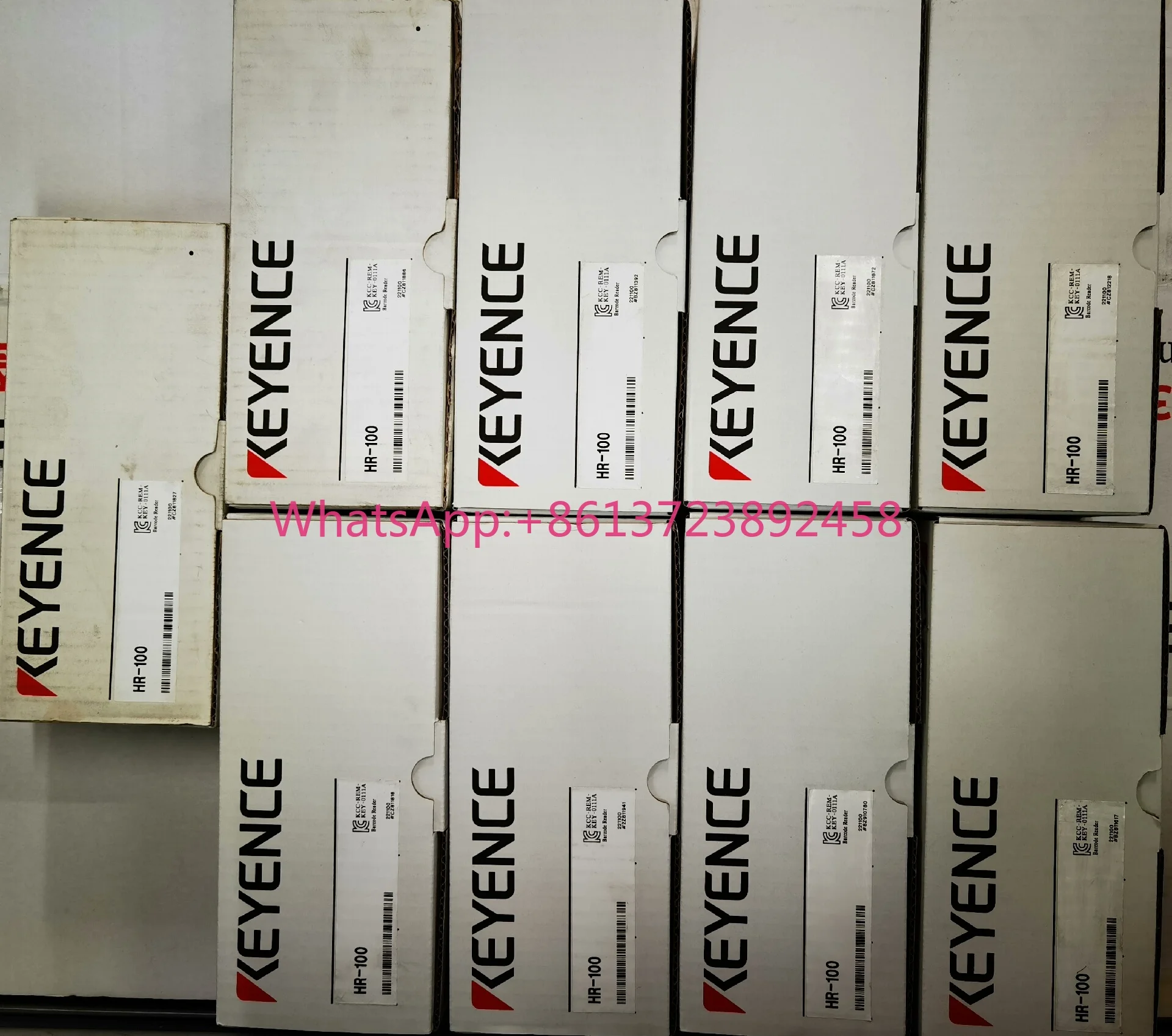

KEYENCE HR-100 handheld code reader is brand new and original.