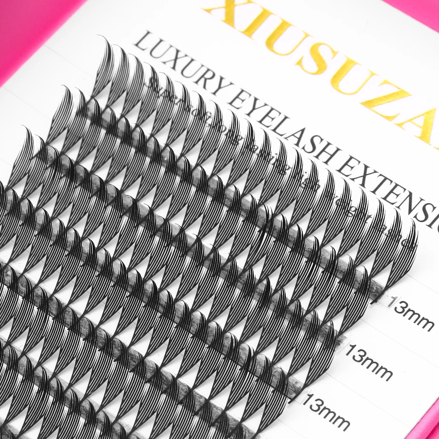 XIUSUZAKI رموش سباير كوميدية تمديد ريشة شكل رموش فردية مراوح مسبقة الصنع حجم رموش ناعمة أدوات ماكياج الجمال