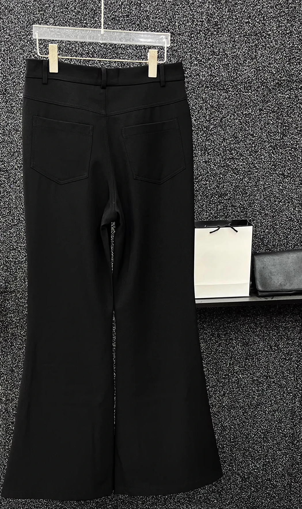 High-End-Cargohose mit mehreren Taschen für Jungen, 2025, Herbst, neuer Reißverschluss, High-Street-Hose, modische, vielseitige, lockere Micro-Schlaghose