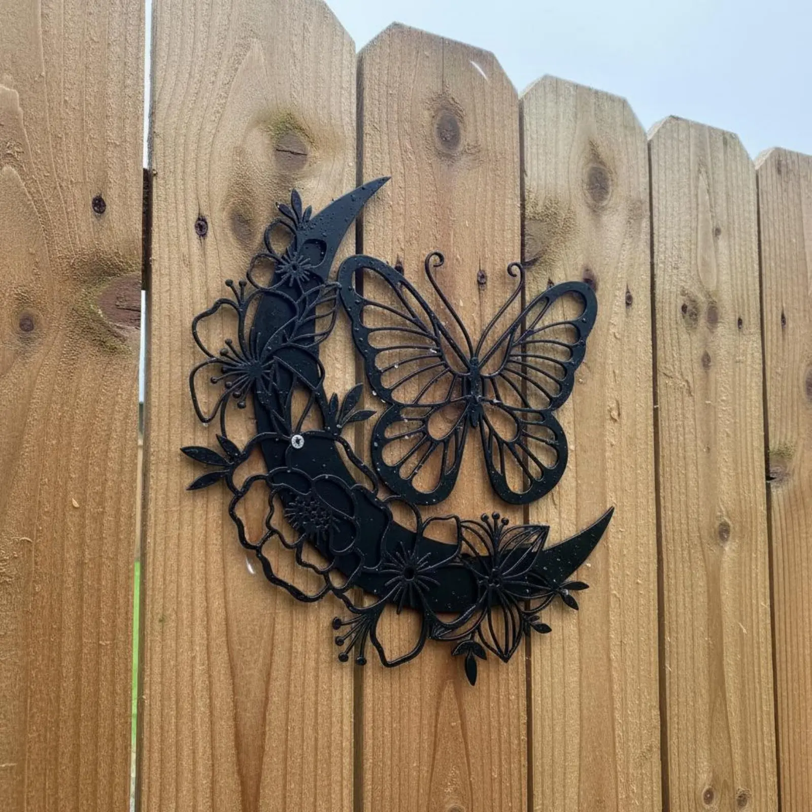 

Butterfly Flower Wall Decor Weather Resistant Metal Butterfly Wall Decor House Decoration Easy to Hang Bright Colors for Balcony