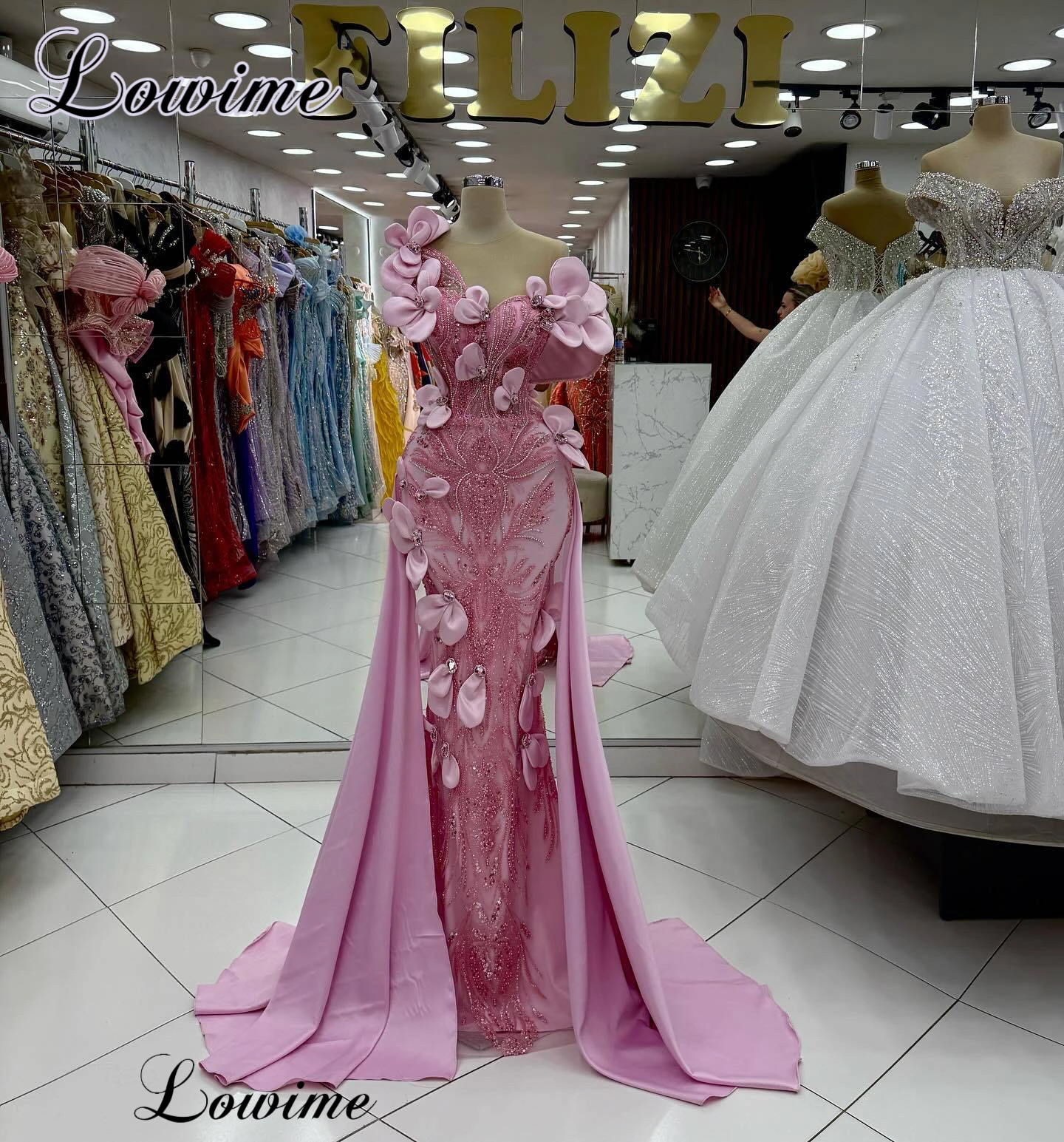 Special Pink Celebrity Dresses Sheer Neck Mermaid Red Carpet Runway Dresses Photography Gowns Vestidos De Gala Customized