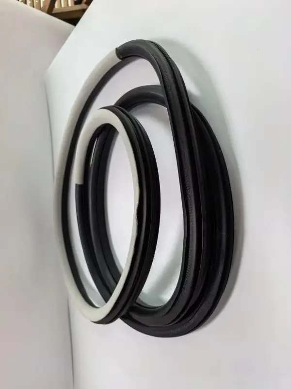 

Ultra Durable Auto Accessory Grey Front Right Side Door Frame Rubber Seal for VW Jetta Bora MK4 - Best Value Car Parts