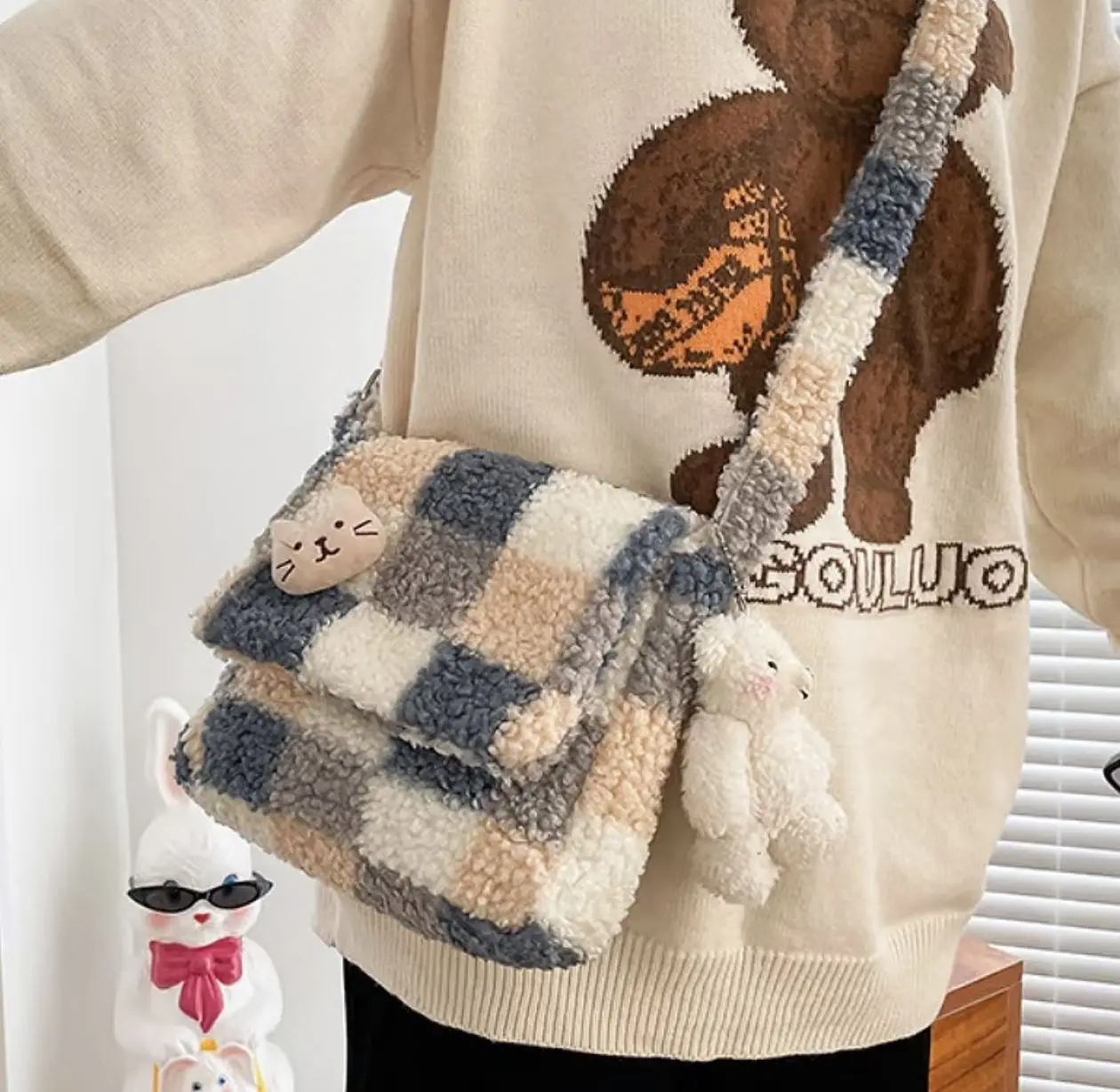 Women Small Plush Shoulder Bag Ladies Checked Plaid Crossbody Bag Casual Cute Messenger Bags Girls Zipper Purse Lamb Like Tote