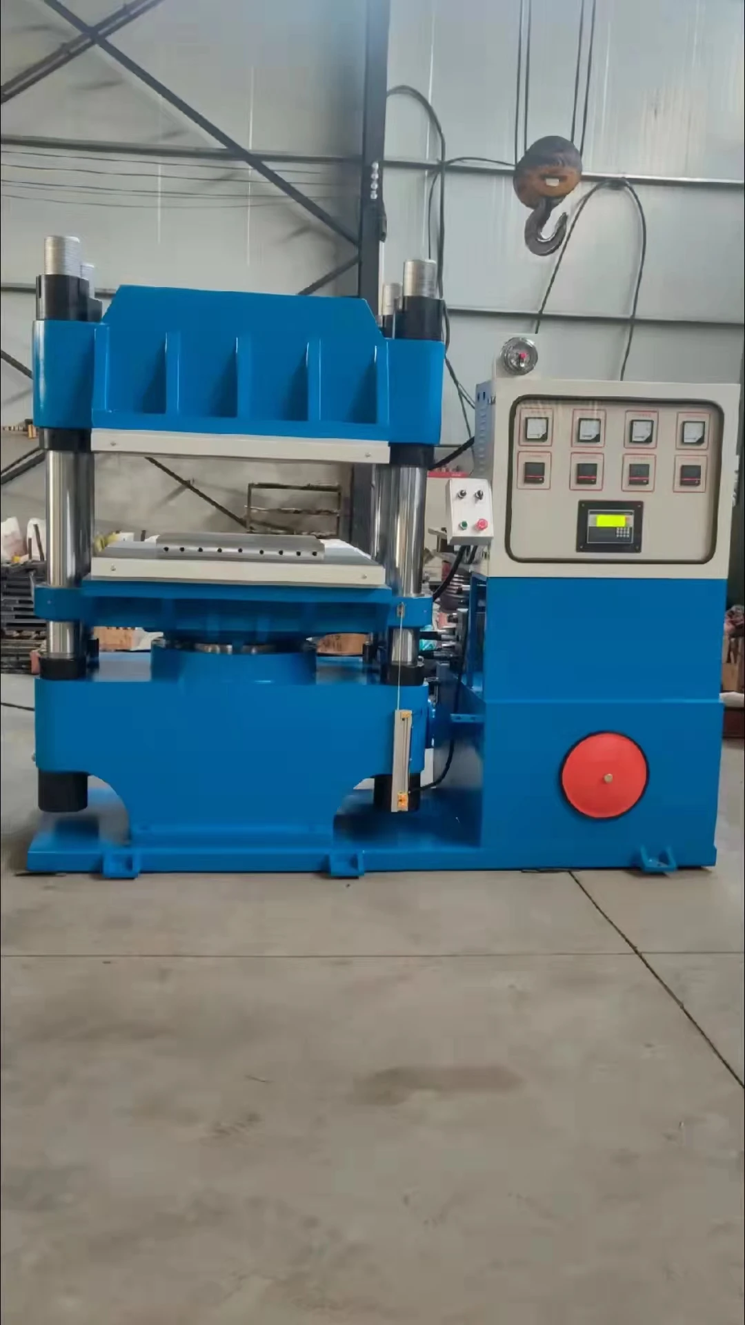 Automatic 100T Vulcanizing Machine Hot Hydraulic Press with PLC Pump and Motor for Three-Layer Rubber Vulcanization