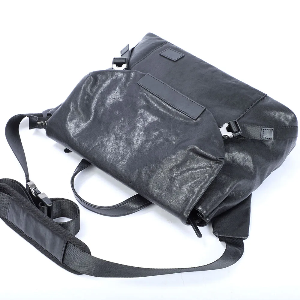 S.WORKER Herren-Umhängetasche aus Vollnarbenleder | Modische Umhängetasche, Crossbody-Tagesrucksack – Detail 10