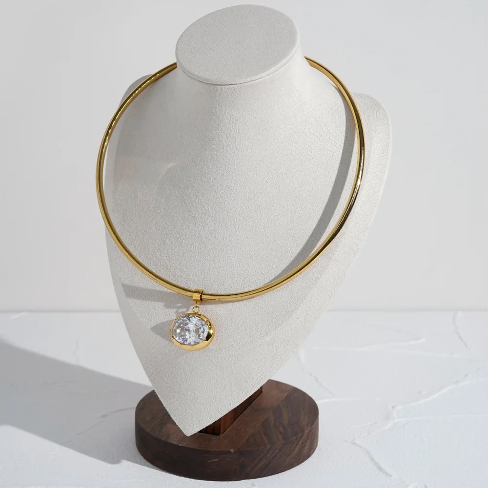 

18K Gold Plated Titanium Steel Open Choker Necklace 4-5mm Thick Tube Oval Zircon Pendant Fashion Women Neck Jewelry