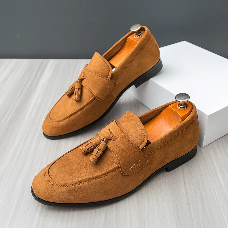 Men Casual Fashionable Fringed Shoes Men Lightweight Comfortable Fashionable Matte Loafers Business Bean Shoes Sizes 38-46