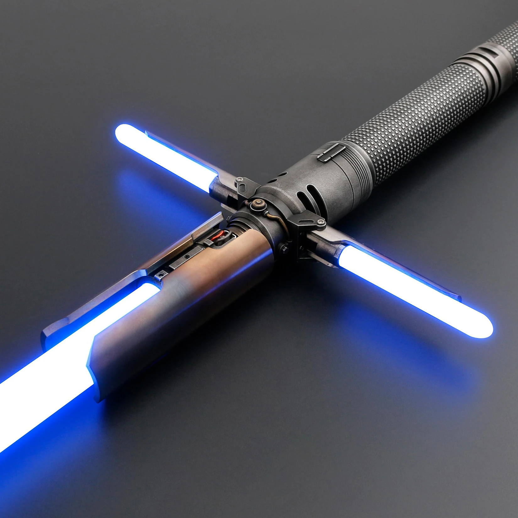 TXQSTUDIO ดาบเลเซอร์ 27 ชุด soundfonts foc force Lightsaber ท่าทางจุดระเบิด NeoPixel lightsaber Smooth Swing Cal crossguard