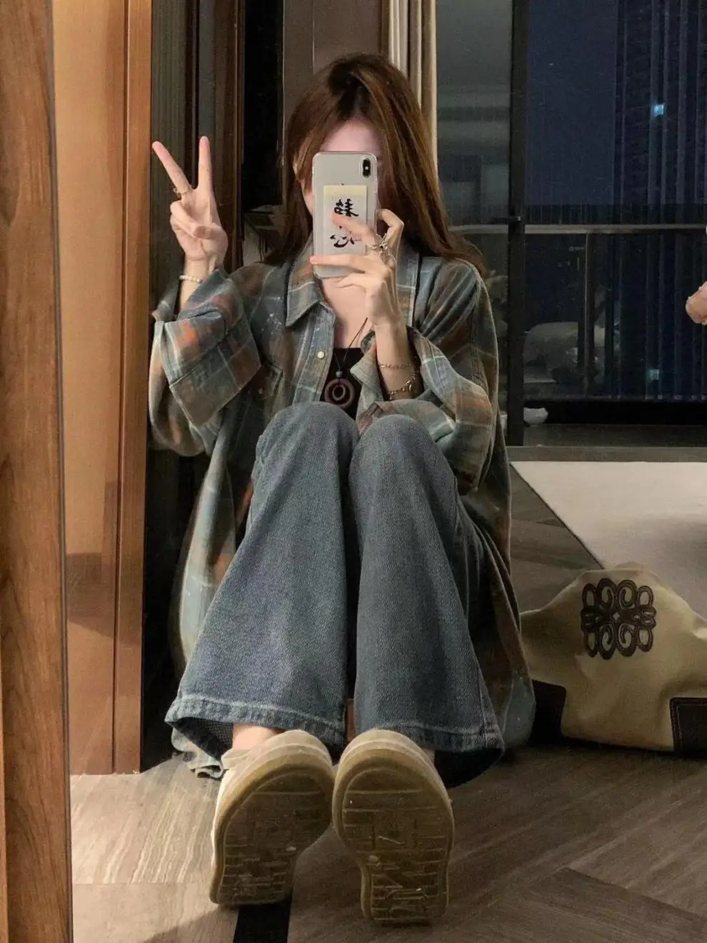 Oversized Plaid Shirt with Lapel Pocket for Women, Long Sleeve, Vintage Fashion, Loose Fit Blouse, Korean Style, Autumn and Wint