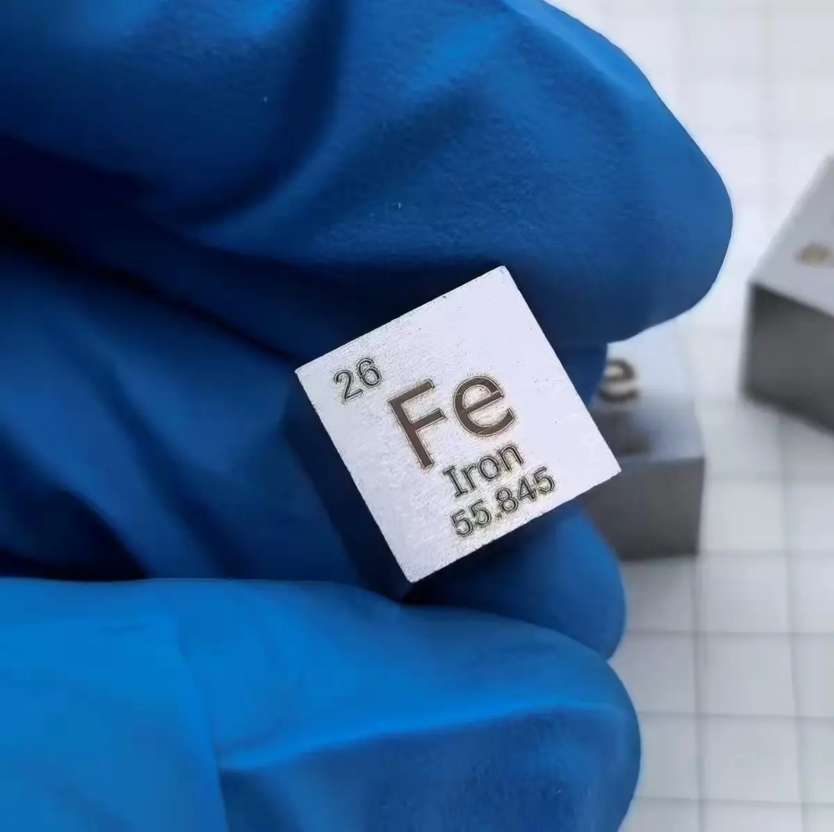 High Purity 4N Iron Cube Fe Metal Element Cube 10mm 25.4mm For Chemistry Collection Science Teaching Specimen