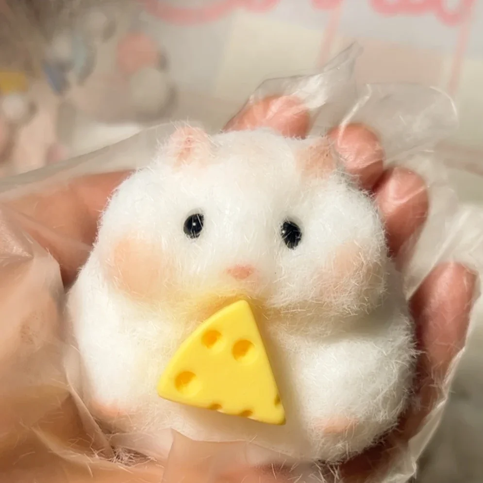 Cute Hamster Pinch Music Decompression Toy Simulation Soft Silicone Slow Rebound Flocking Toy Children Hamster Ornaments Gift