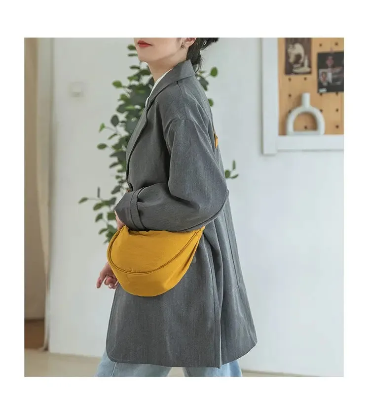 Einfarbige Brusttasche für Damen, große Kapazität, Reisetasche, Umhängetasche, halbmondförmige Tasche, Damen-Alltagstasche, mit Baumwollfüllung, Schultertasche. – Detail 28