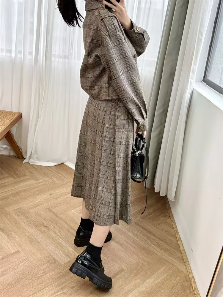 2025 Early Spring New Fashion Plaid set Temperament Shoulder Buckle Jacket Short Coat Women or All-match Mid Skirt Ladies