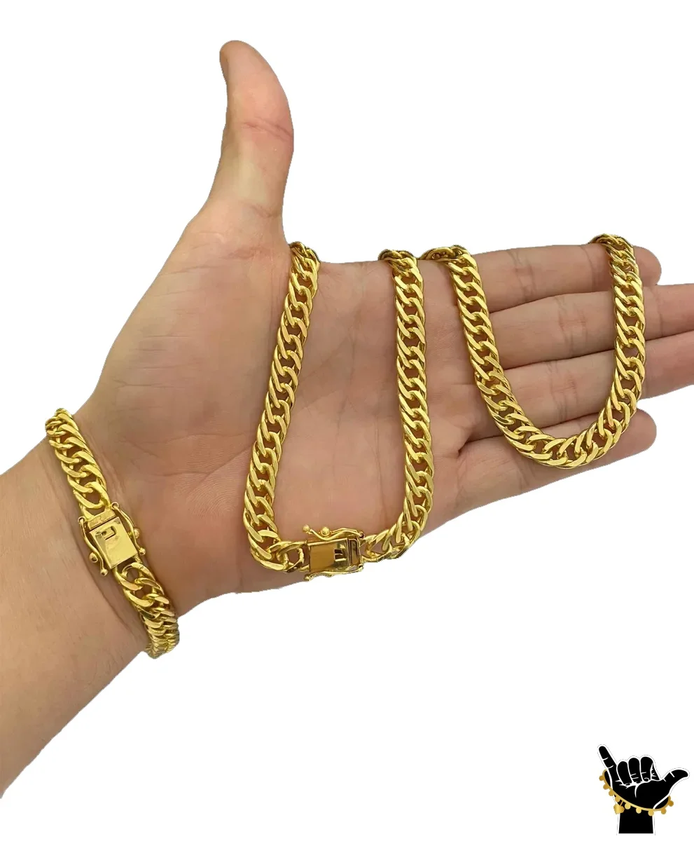 سلسلة جروميت دهب: تقييم شامل لسلسلة مجوهرات ذهبية فاخرة بتصميم عصري