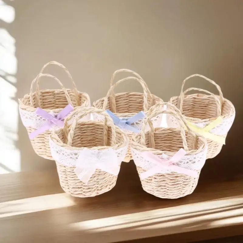 Giocattolo del cestino in rattan in miniatura per casa delle bambole in scala 1/12, decorazione della cucina della casa delle bambole Accessorio per giochi di finzione