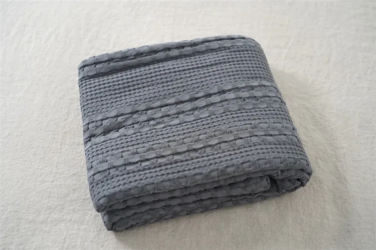 Waffel karierte Baumwoll-Sofa-Einwurf decke, Luft zustand Sommer-Quilt-Decken für Betten, weiches Heim bettdecke, solide Tages decke – Detail 17